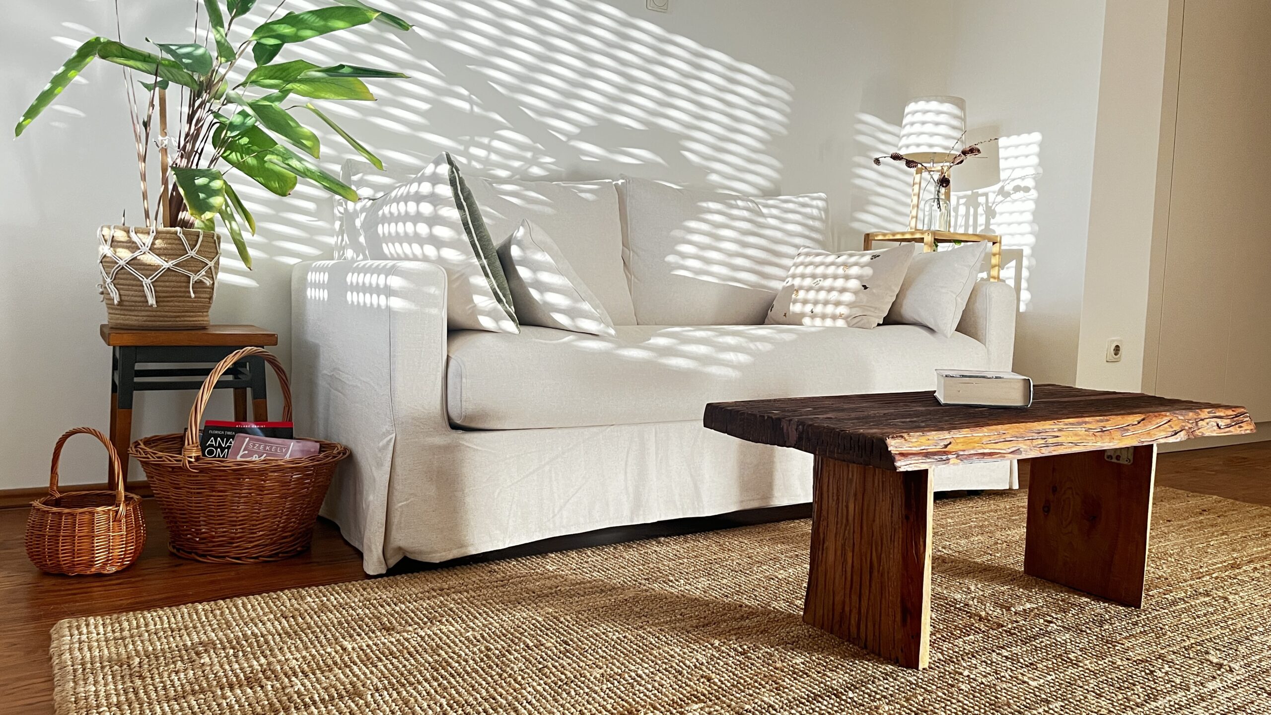 Artsy Homes living space